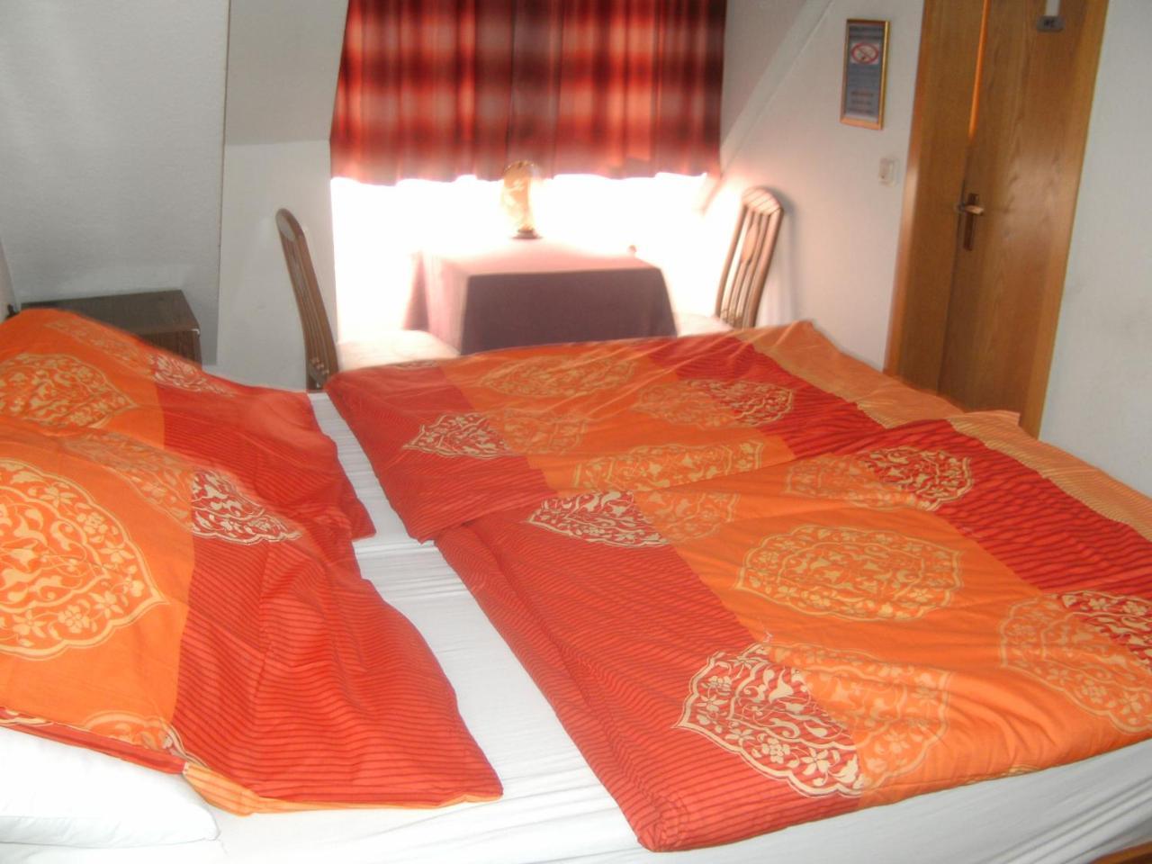 Monteurhotel Garni Alter Olper Hof Lindlar Exterior photo